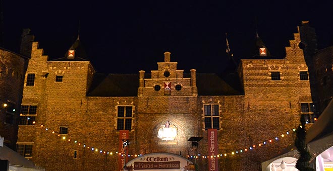 Verwonderend Kasteel van Sinterklaas in Helmond, op bezoek bij de Sint JD-58