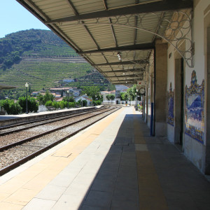 Pinhão station